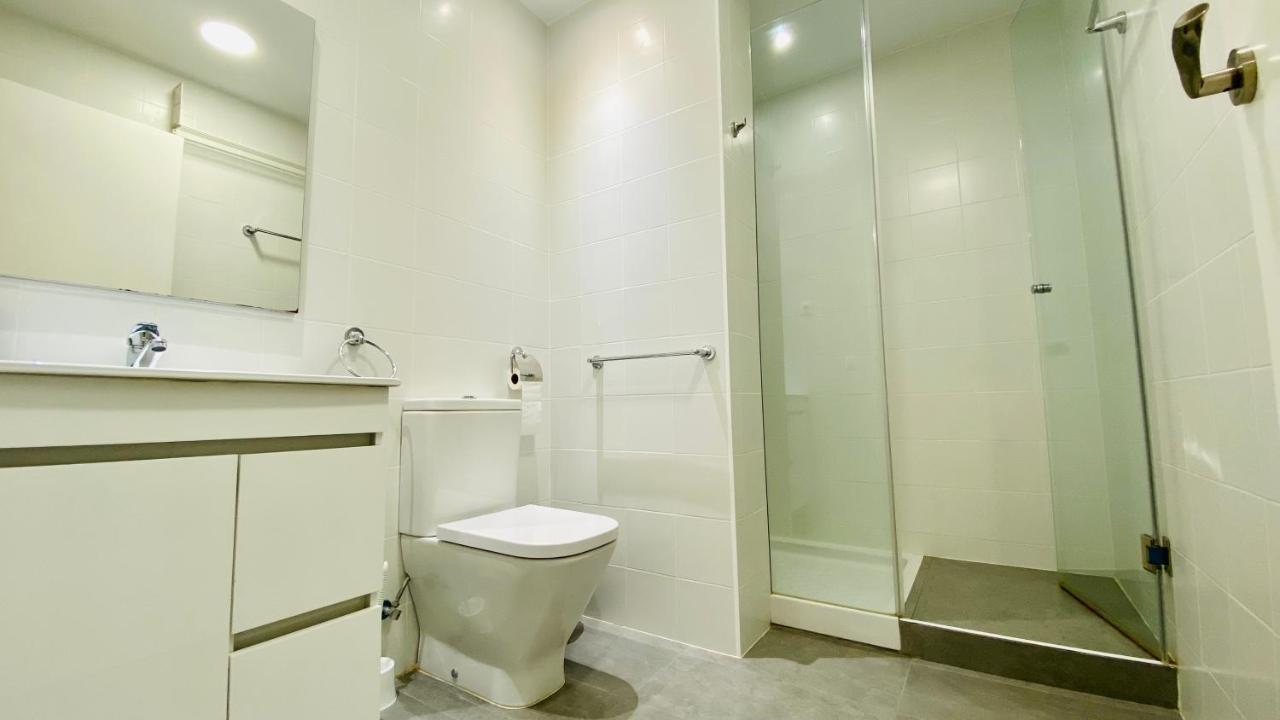 Centrally Located Duplex: Río-palacio Real Linneo *