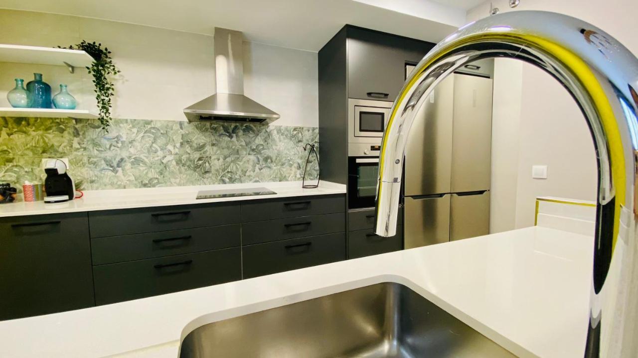 Apartamento Centrally Located Duplex: Río-palacio Real Linneo *