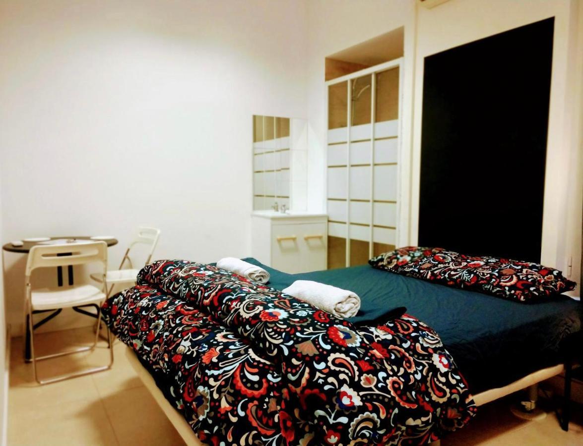 Parsa Bedrooms Apartment Madrid