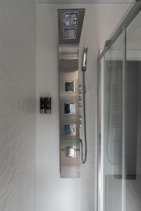 Jacuzzi Full Exterior Sol, By Monaro***** Apartamento Madri
