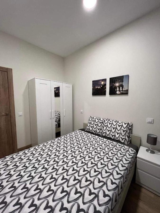 Pradalongo Apartamento *