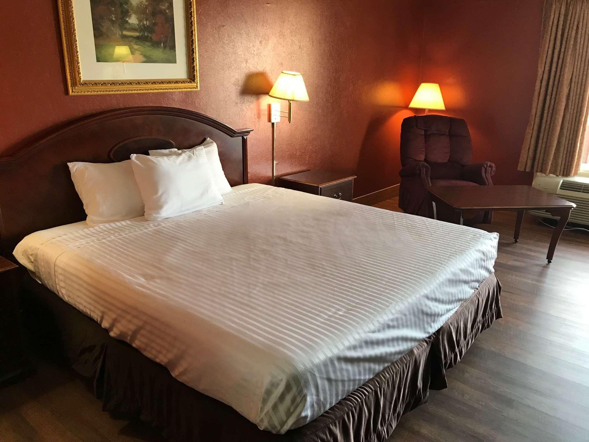 Hotel Pullman Airport & Feria 4*
