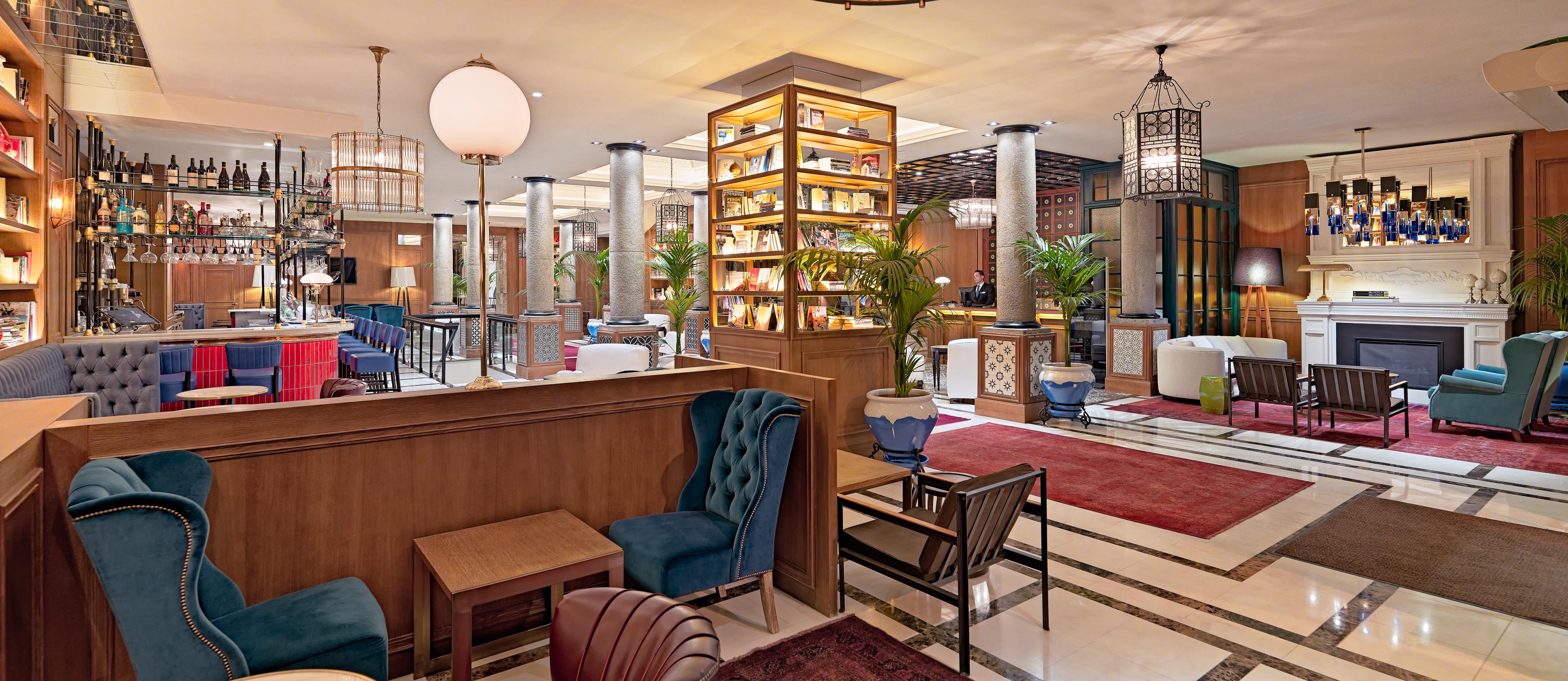 Hotel Boutique H10 De La Reina 4*