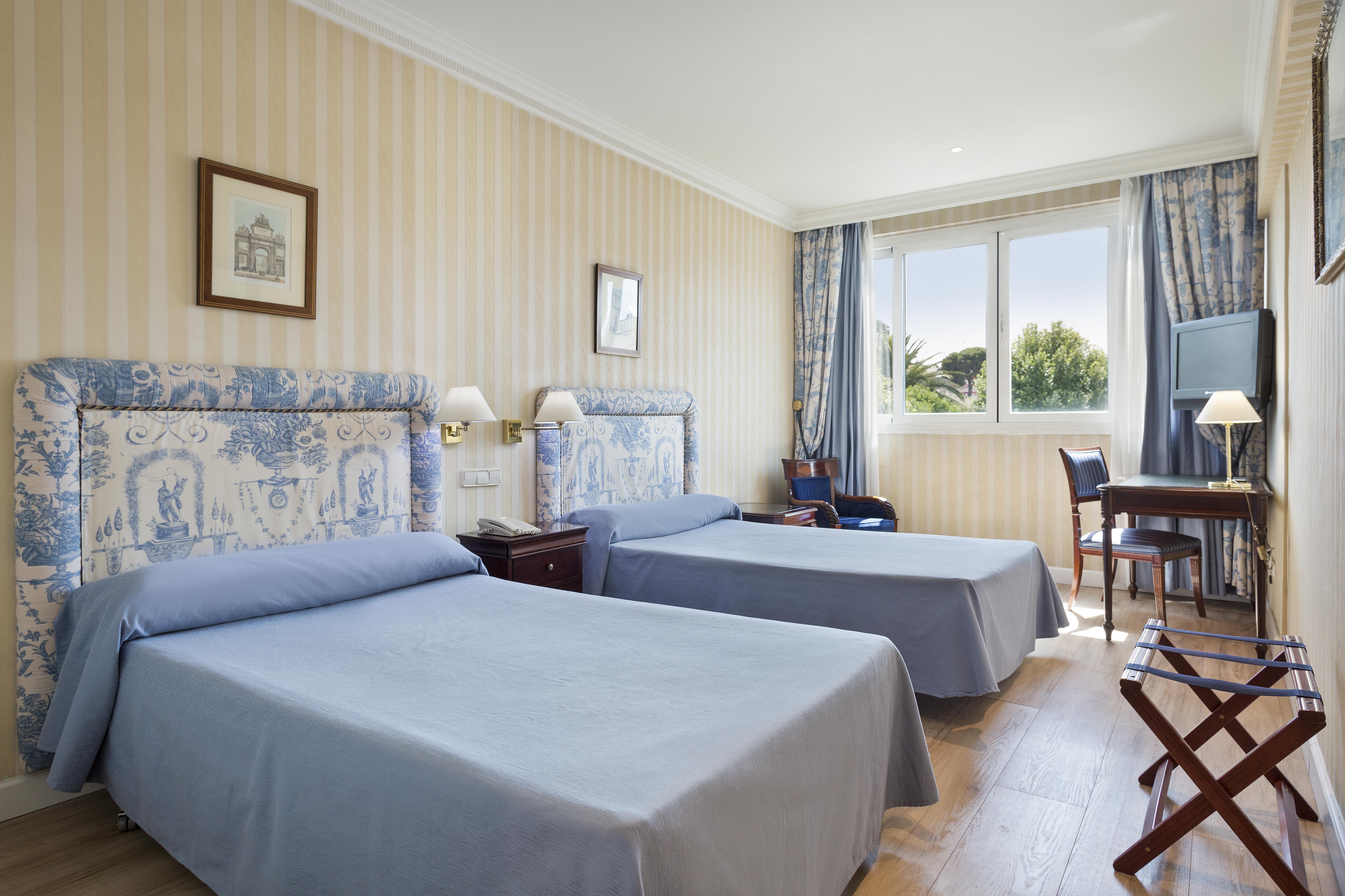 Hotel Osuna