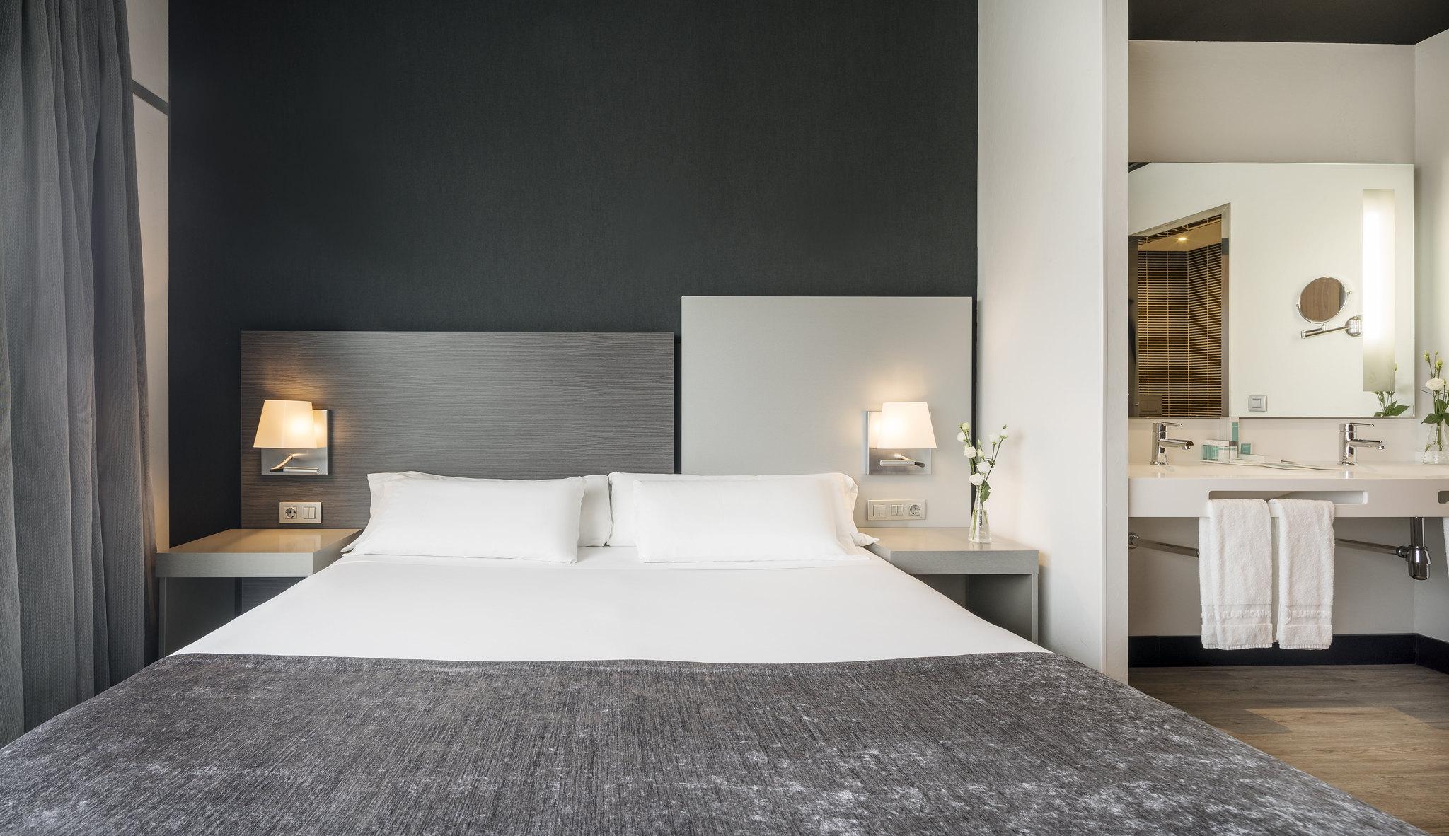 Ilunion Atrium 4*