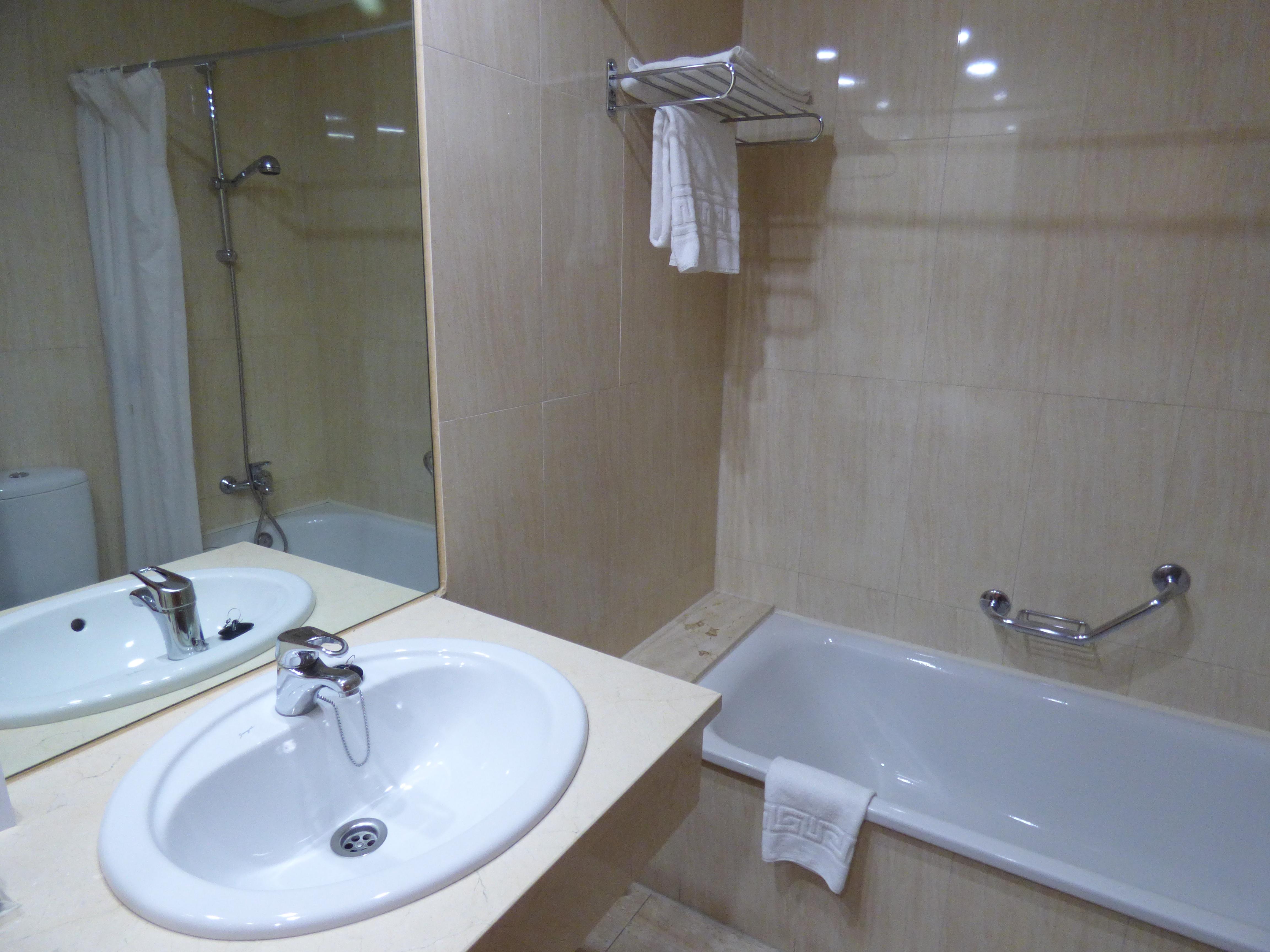 Eco Via Lusitana Hotel