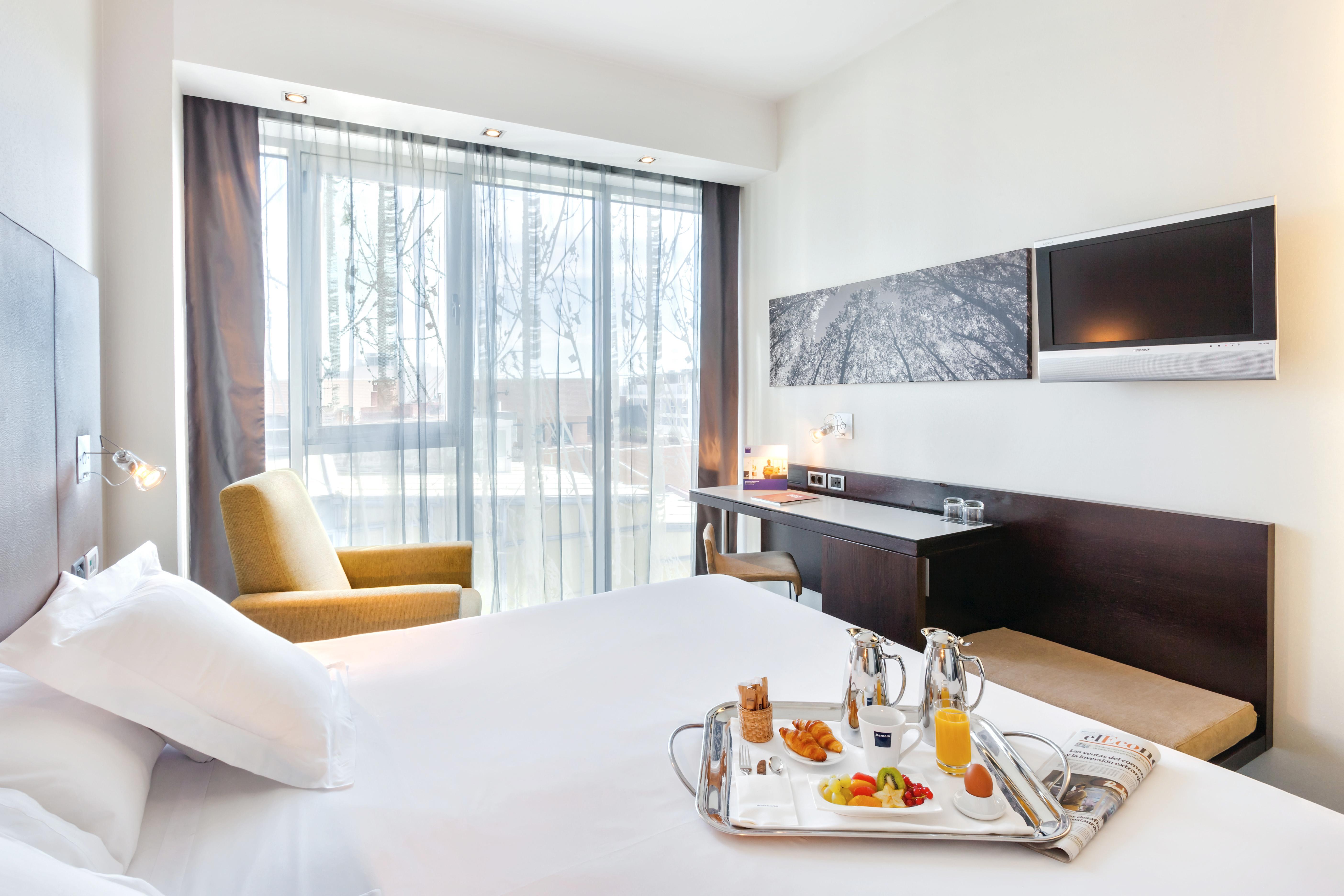 Hotel Occidental Este