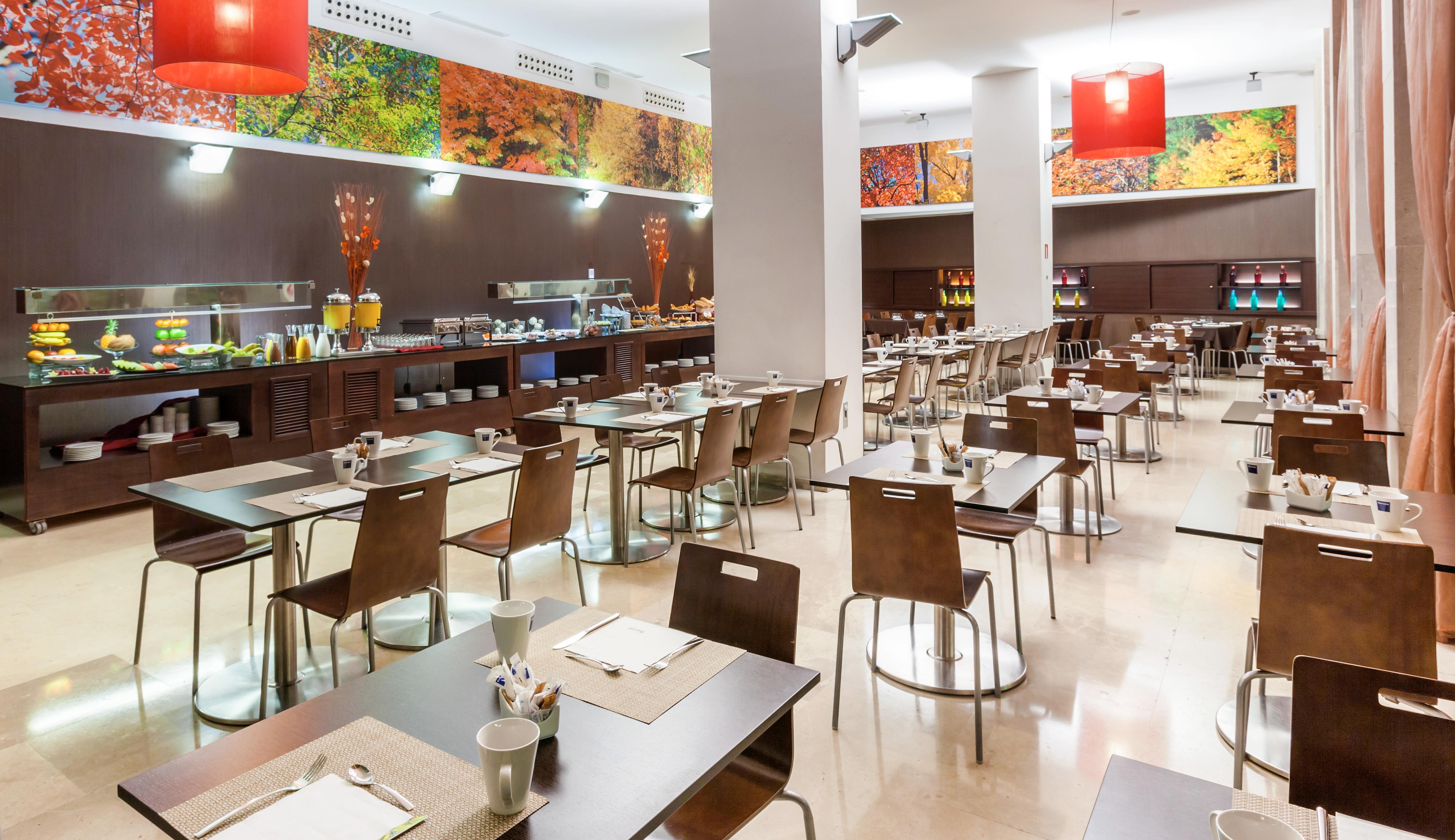 Hotel Occidental Este