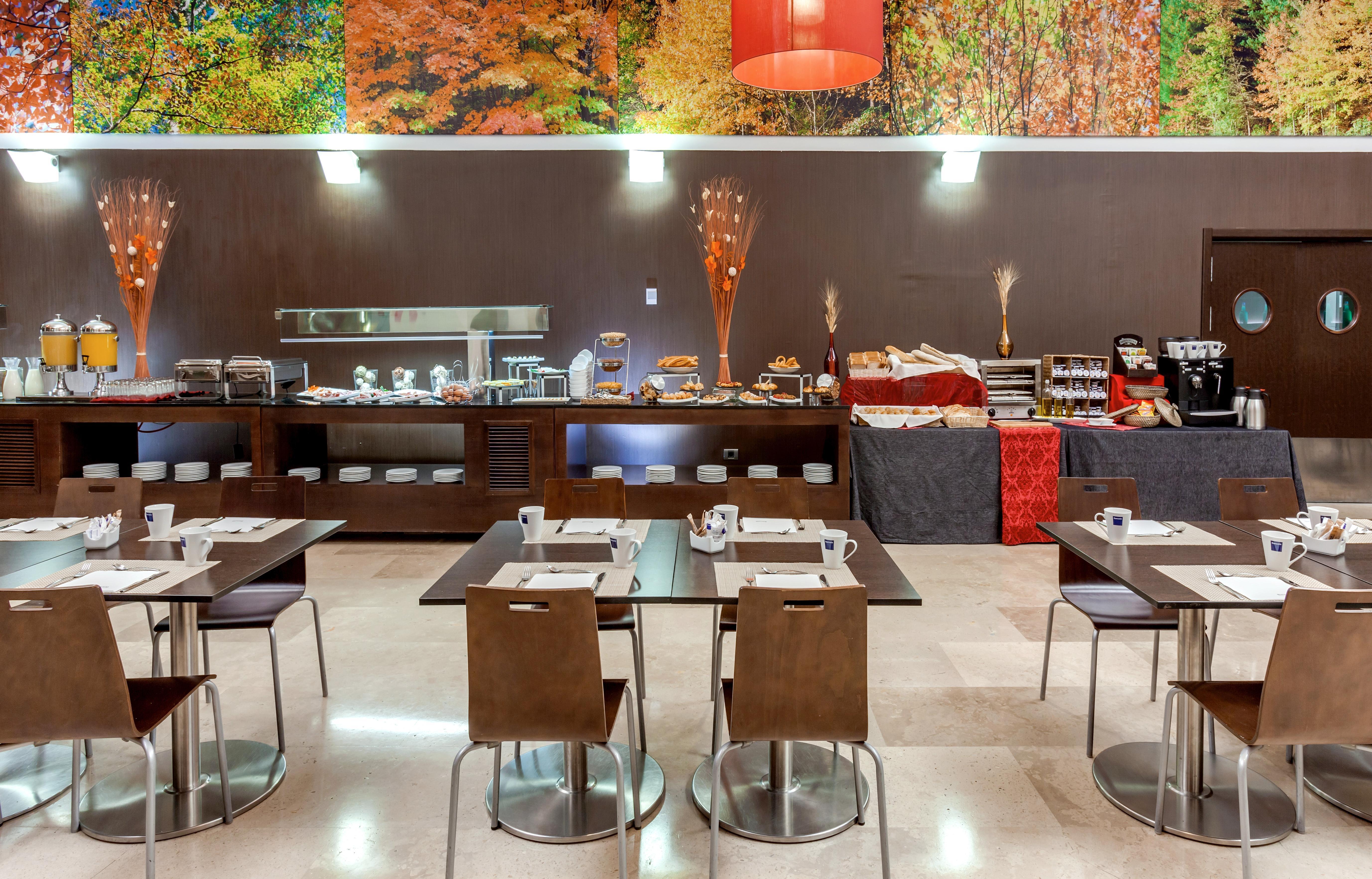 Occidental Este Hotel