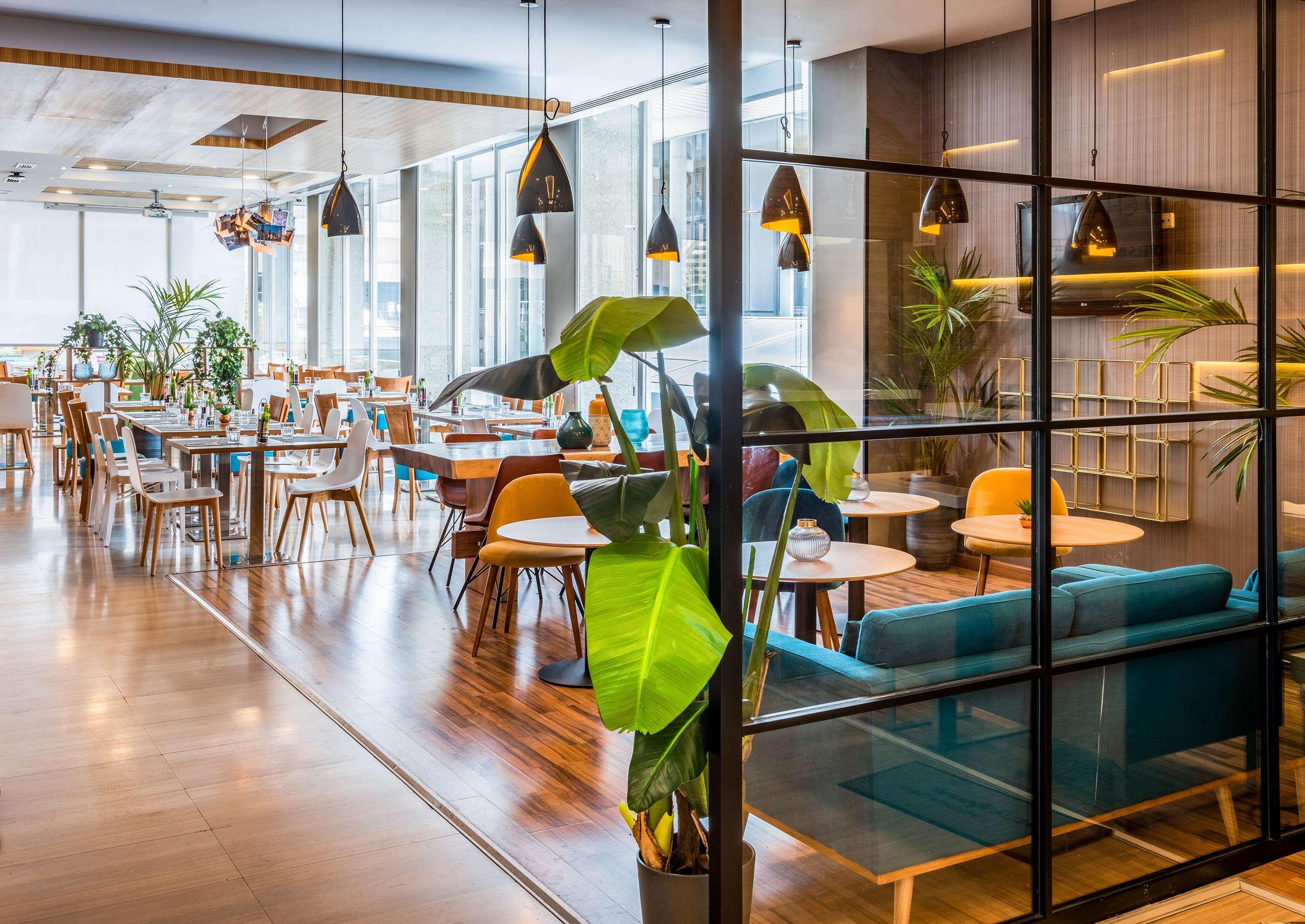Hotel Chamartín, Affiliated By Meliá