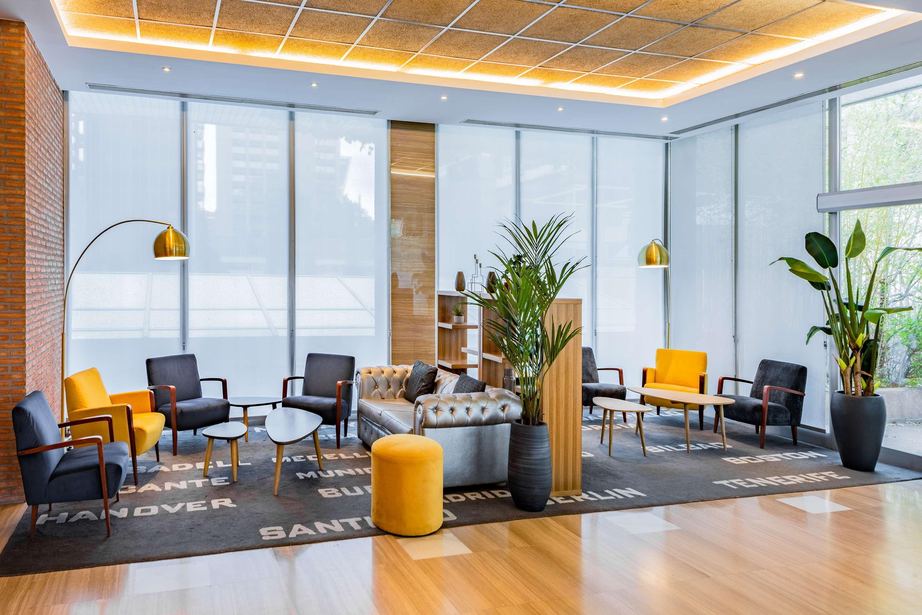 Chamartín, Affiliated By Meliá 3*