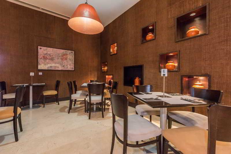 Hotel Mercader