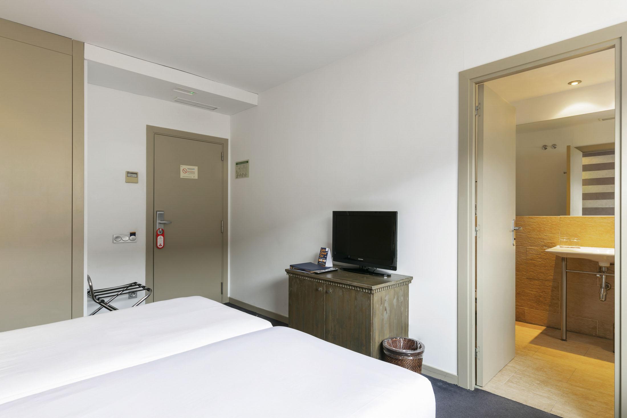 Globales Acis Y Galatea Hotel 3*