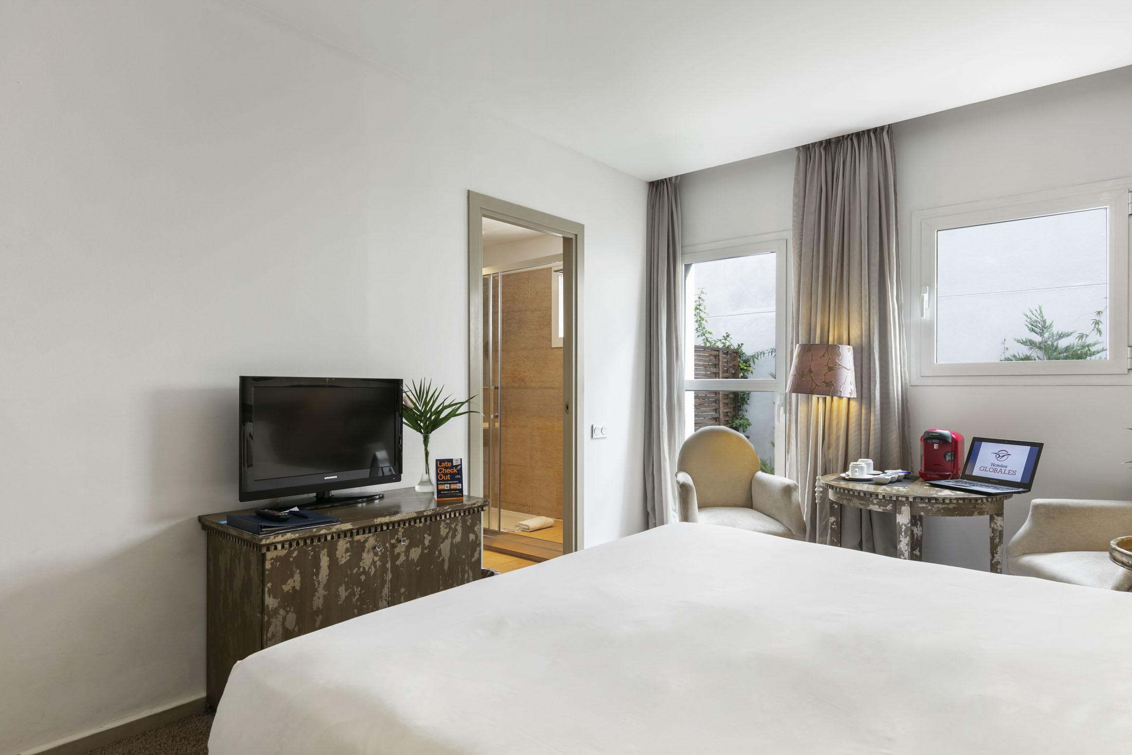 Globales Acis Y Galatea Hotel 3*