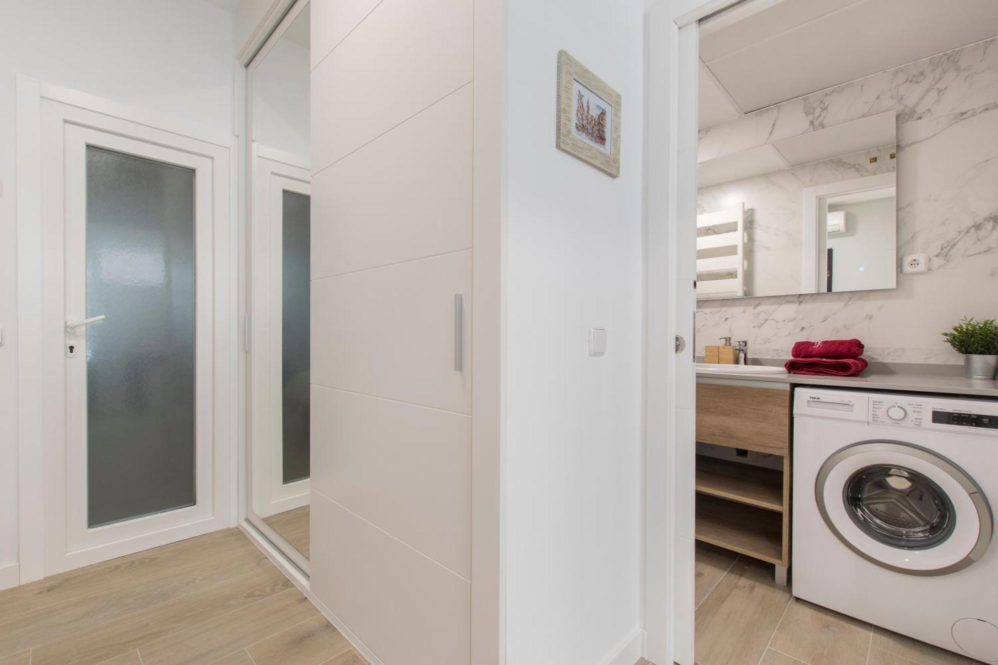 4torres Homes - Laura Apartment Madrid