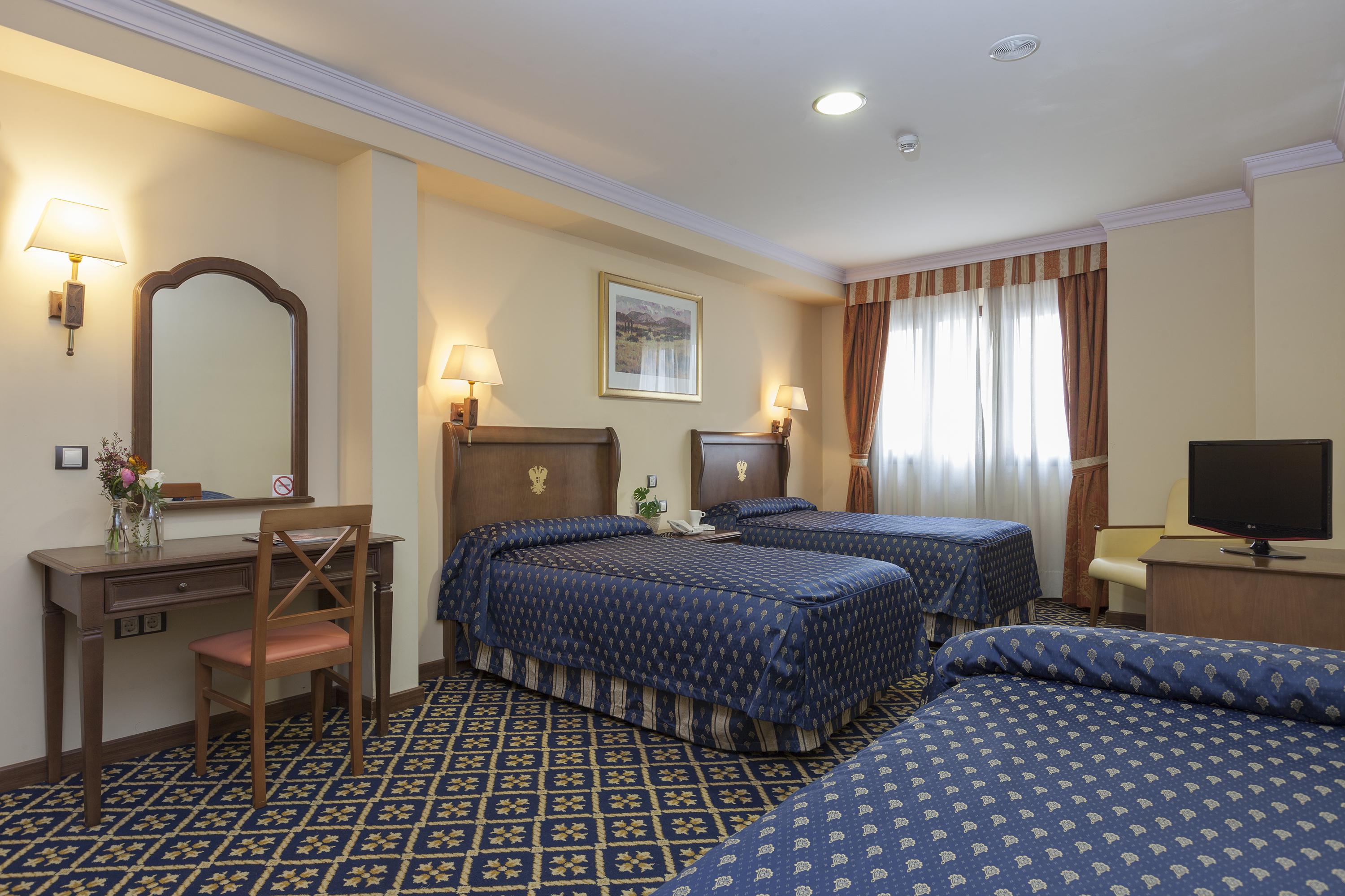 Agora Juan De Austria Hotel