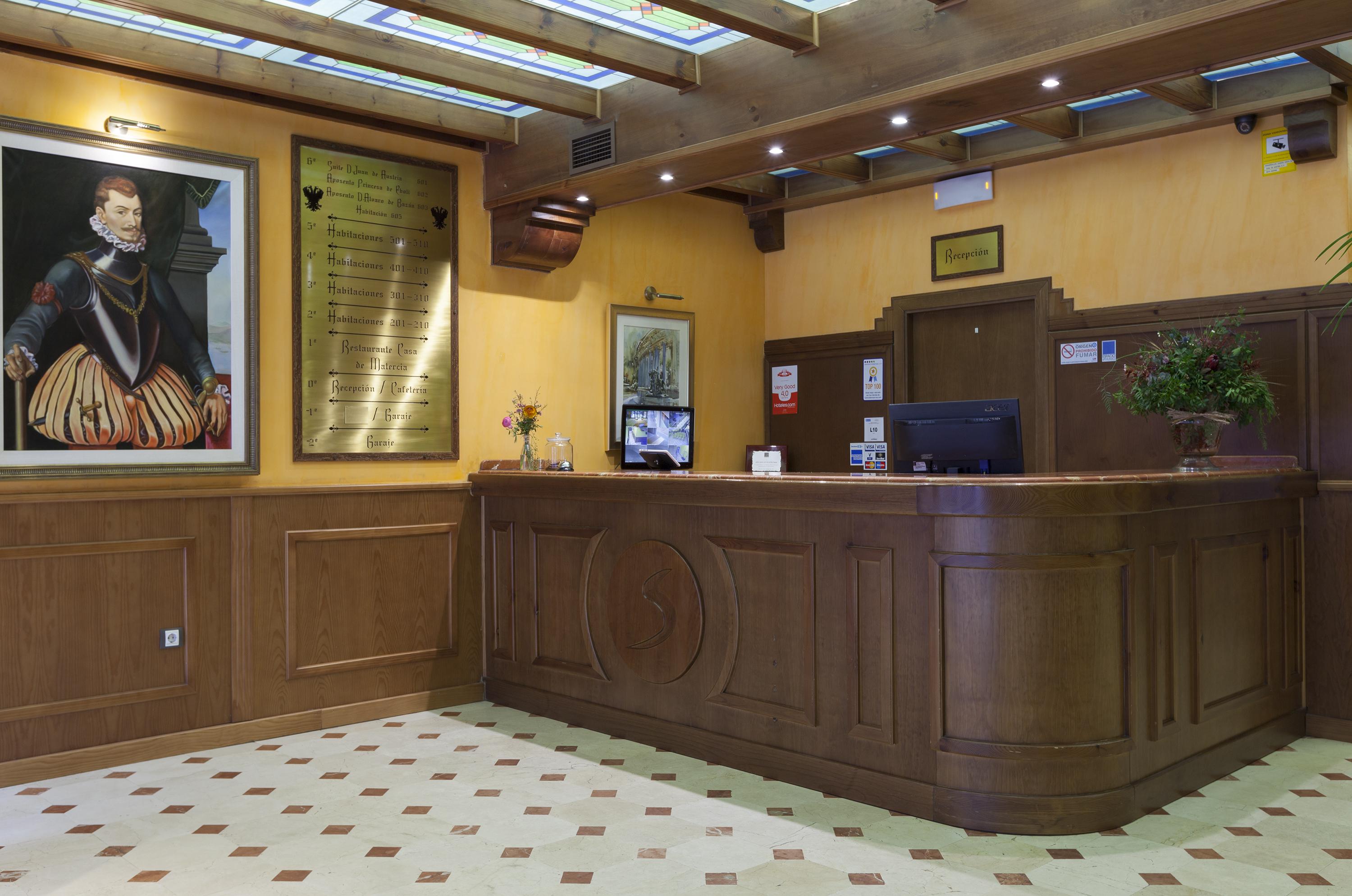 Agora Juan De Austria Hotel