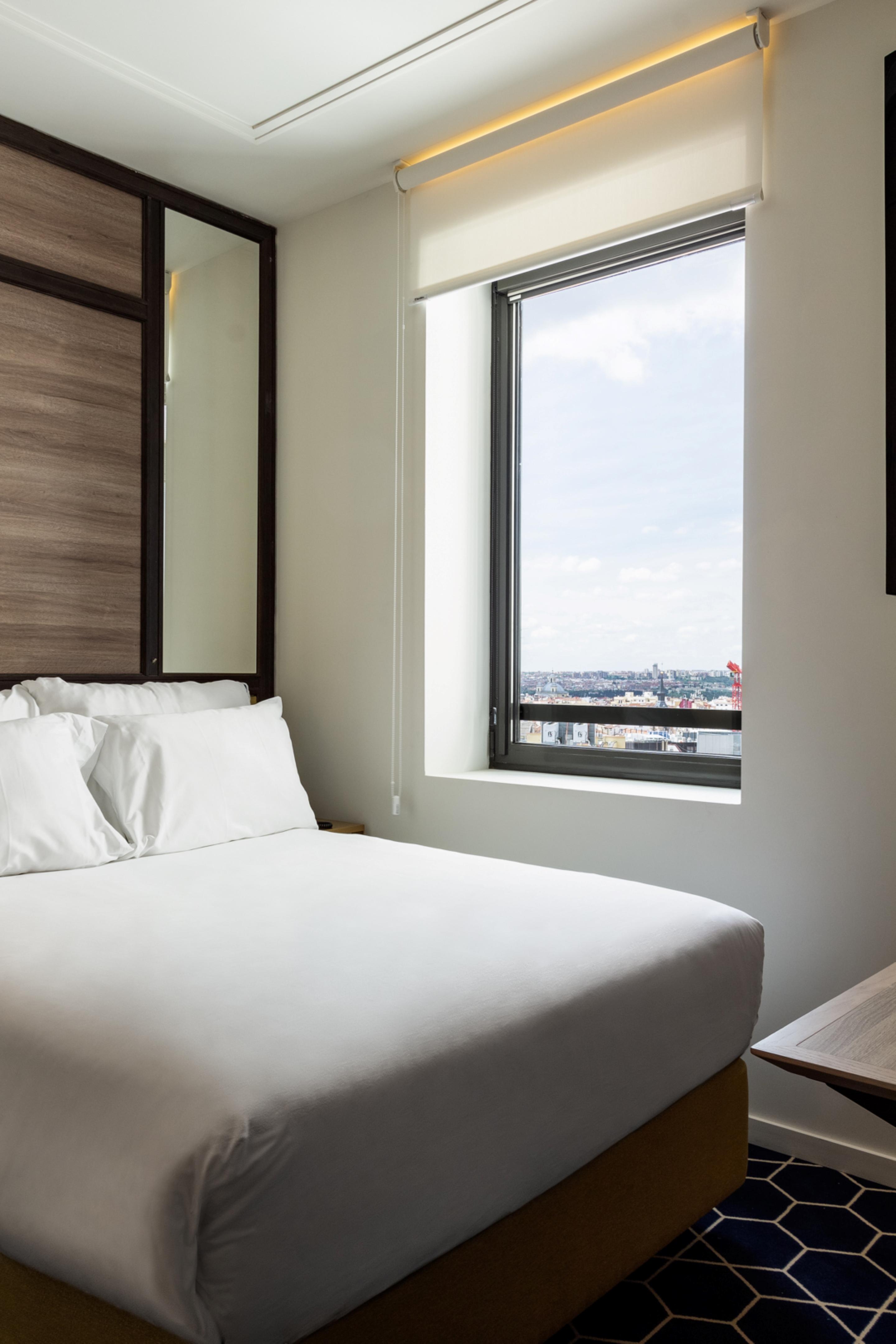 Hotel Pestana Cr7 Gran Via 4*