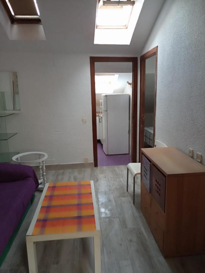 Apartamento De 2 Entre Metro Estrecho Y Francos Rodriguez Madrid
