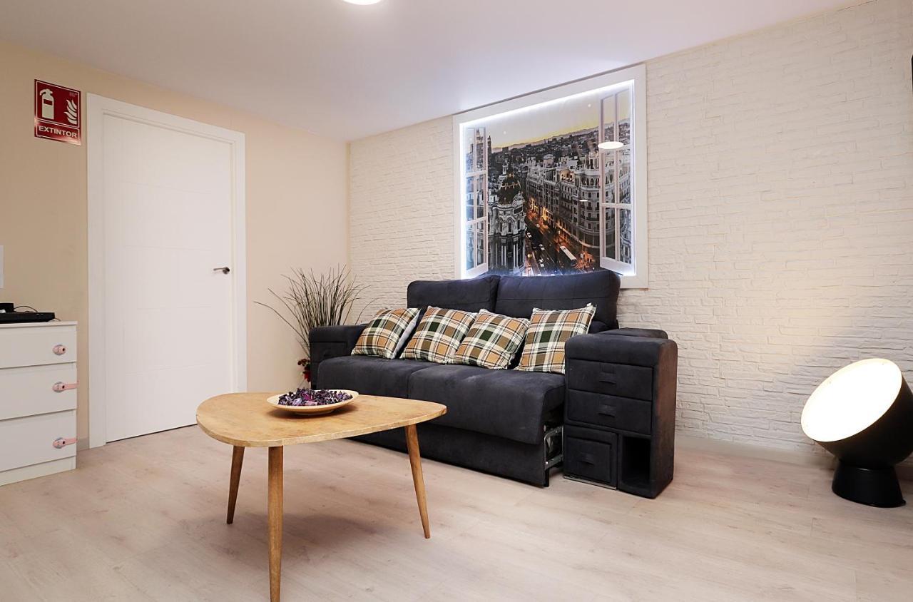 Fantástico Piso En La Latina, 6 Personas Apartamento