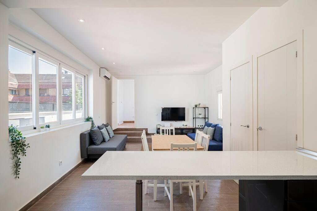 Apartamento Espectacular Atico En Arturo Soria *