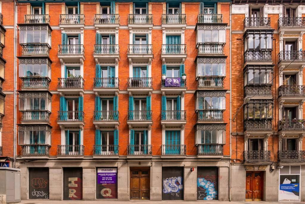 Modern In Downtown Area-2beds 1bath-plaza Mayor Apartment