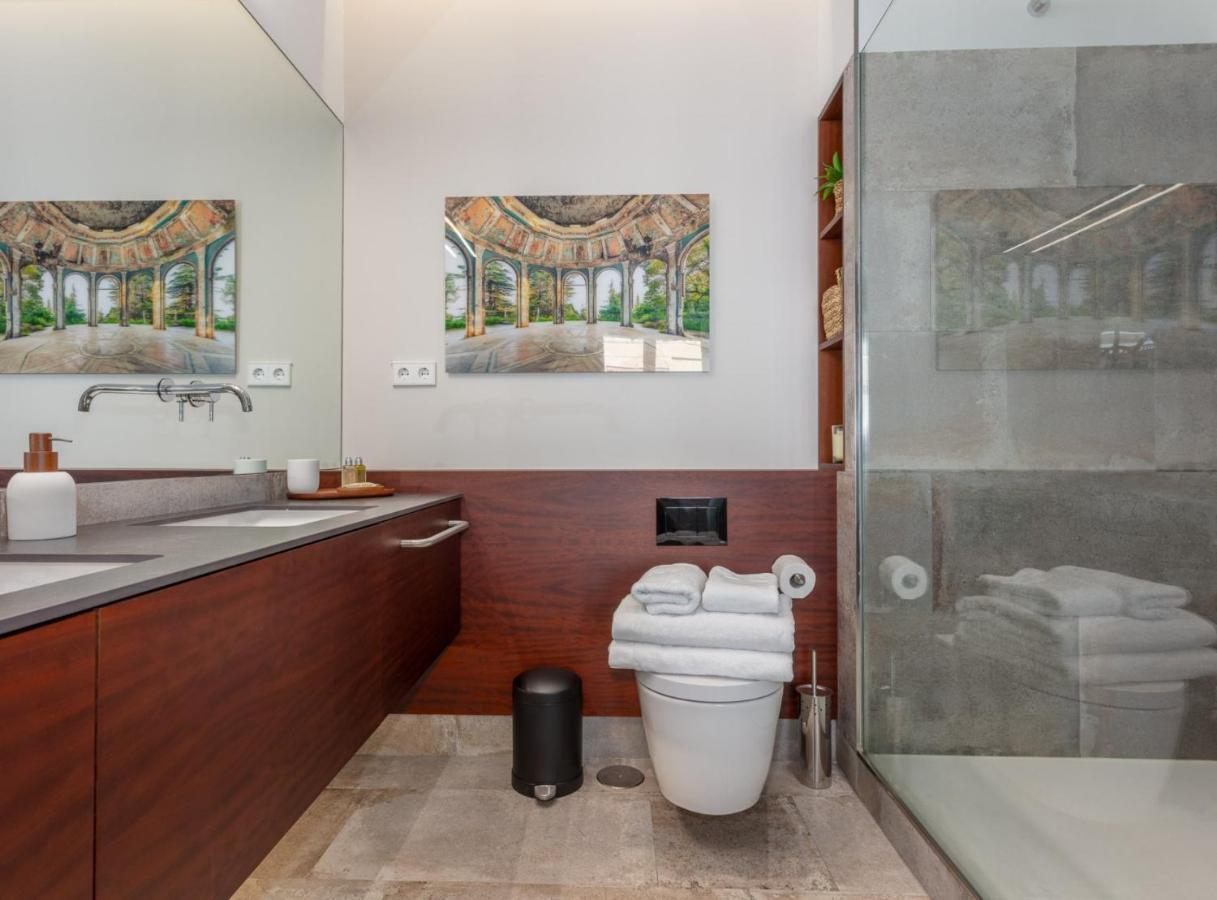 Appartement Perfect Place For 2 Next To The Stadium Of Real Doctor Fleming I Madrid
