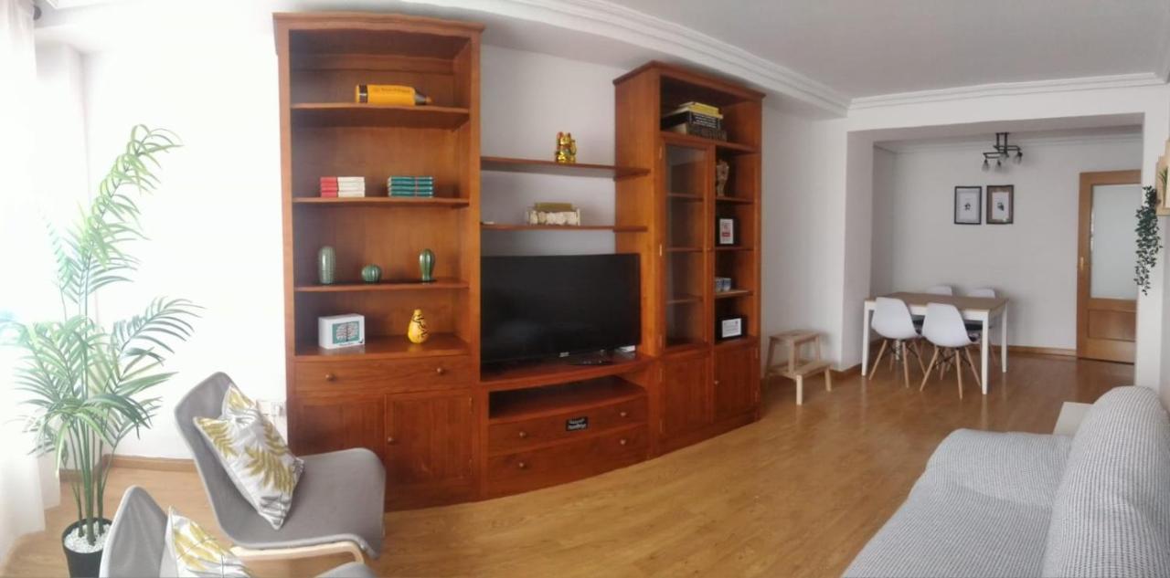 Apartamento Grande, 2 Dormitorios, Garaje Gratis