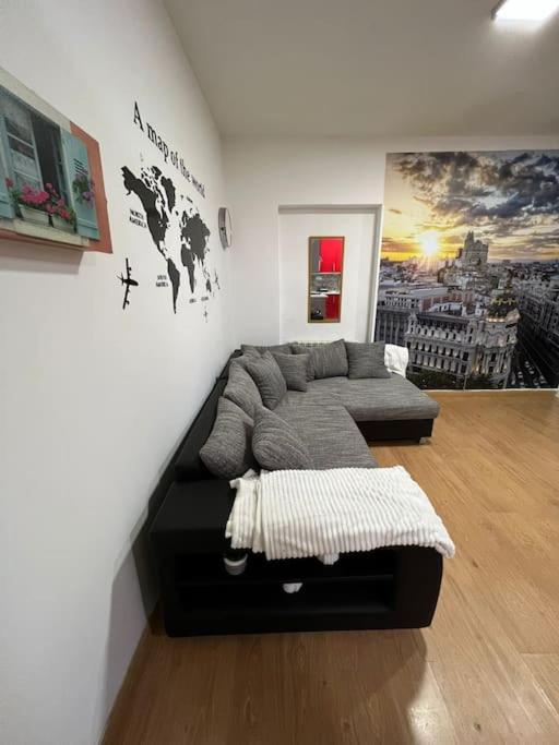 Apartamento En El Centro De - Atocha * Madrid