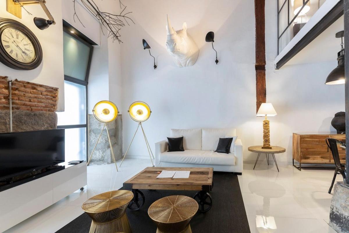 Amazinn Places Gran Via Loft Apartamento *