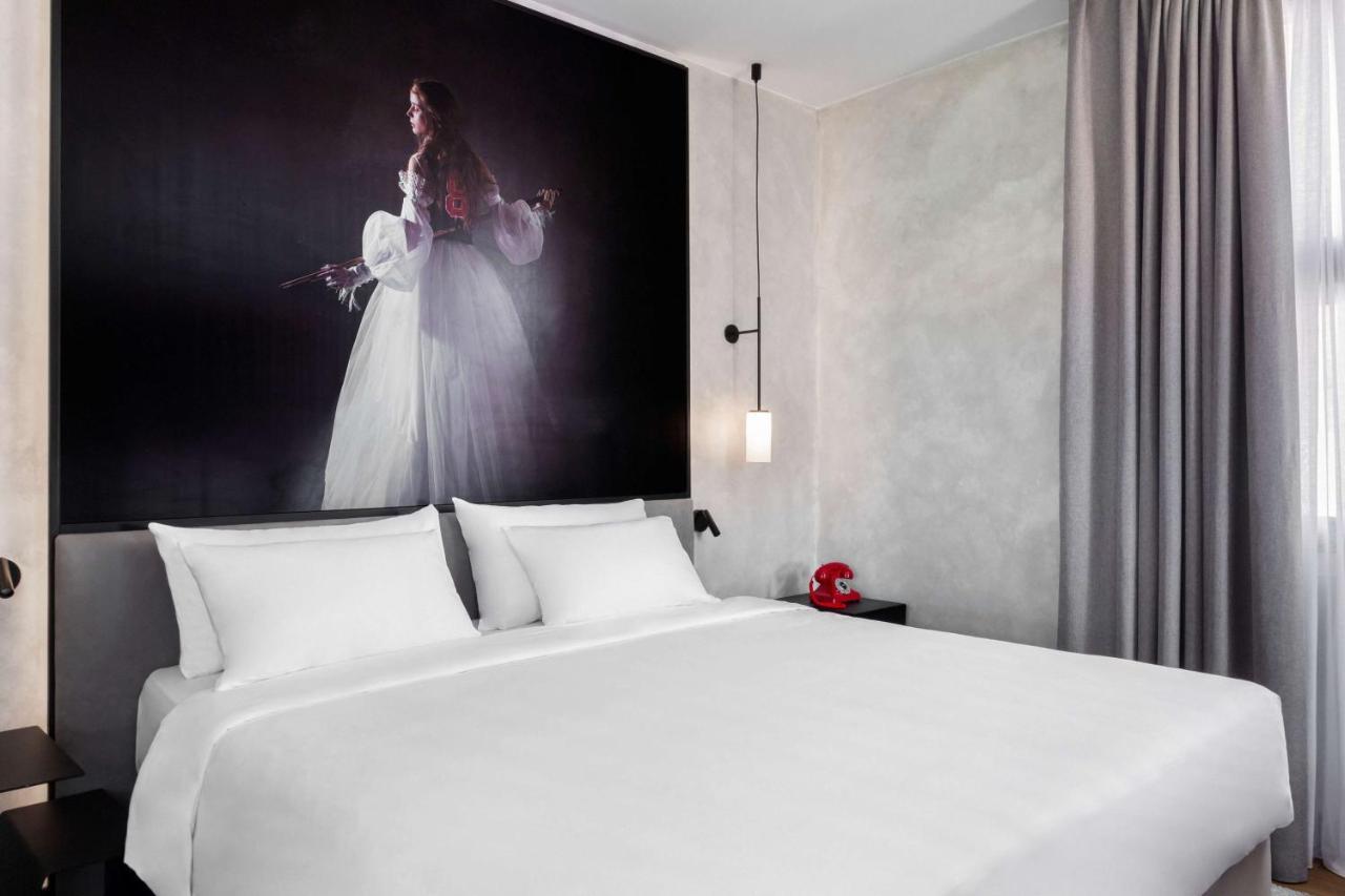 Radisson Red 4* Madri