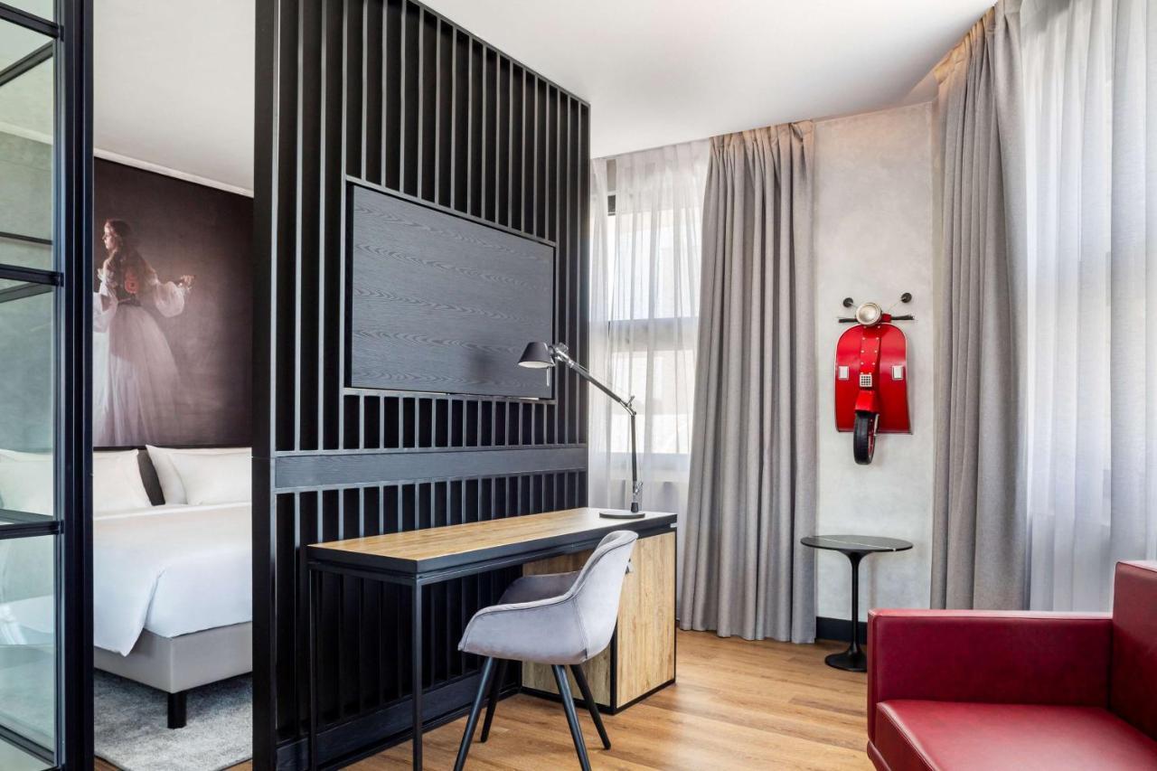 Radisson Red 4* Madri