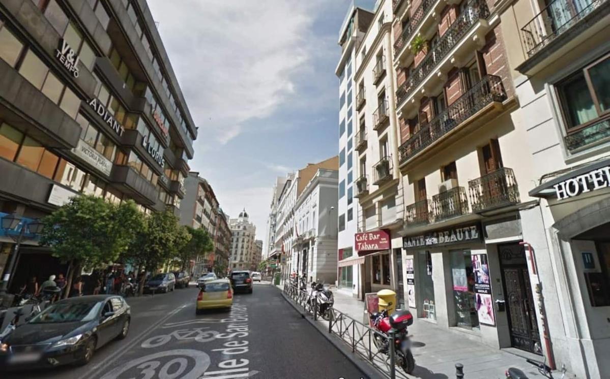 Amazinn Places Gran Via V Apartamento
