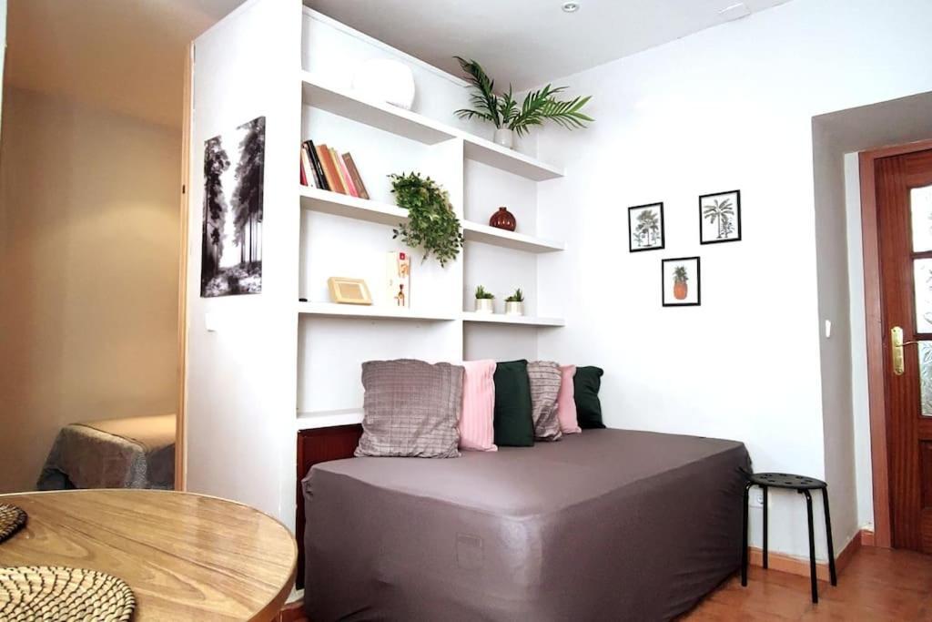 Estudio Lavapiés Cerca De Antón Martín * Madri