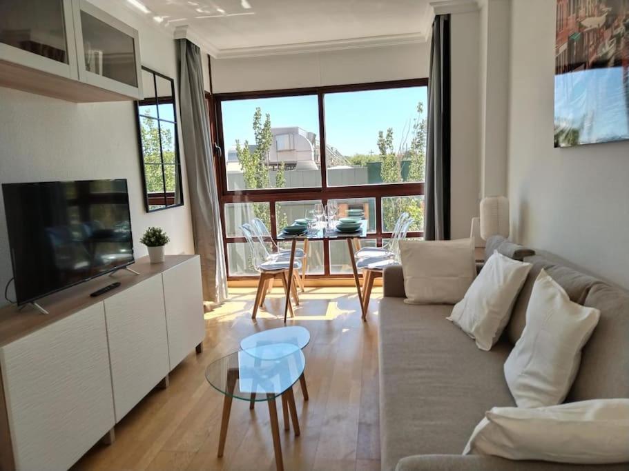 Wanda Aeropuerto Ifema Plenilunio Dy Appartement Madrid