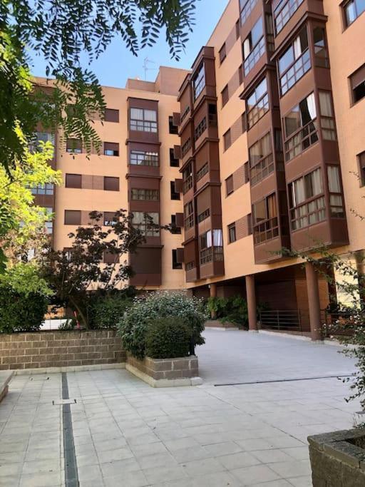 Nuevo Apartamento Airport Apartment *