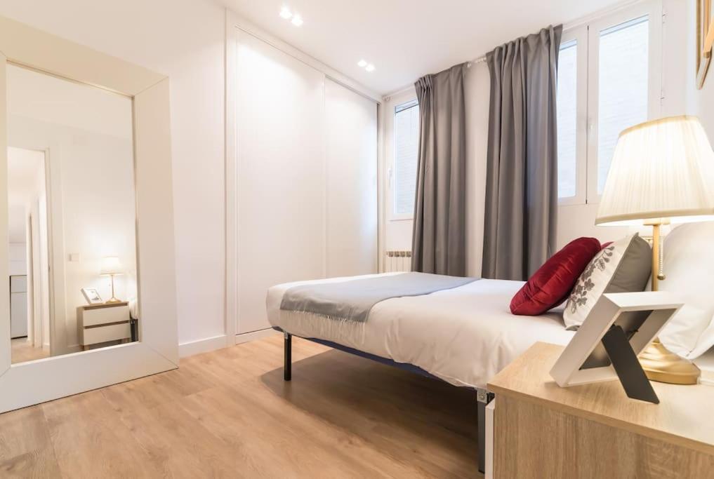 Amazing Apartment! Quiet And Bright, Madrid.