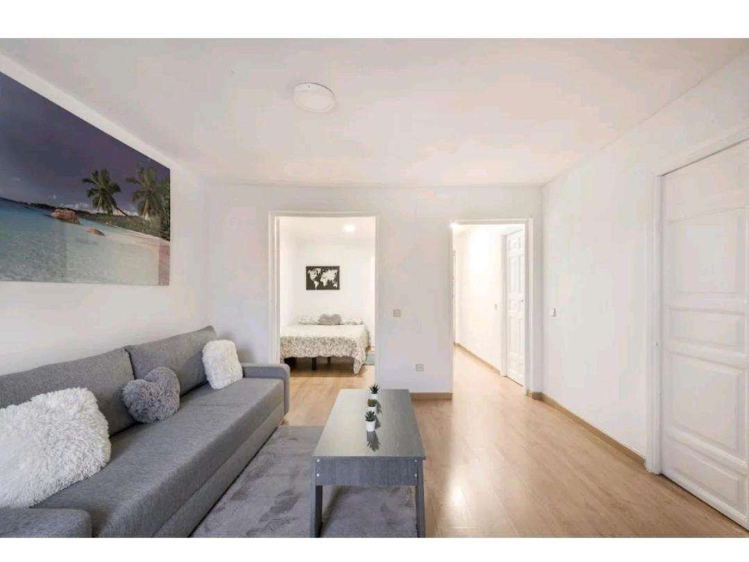 En El Centro De Apartamento Madrid