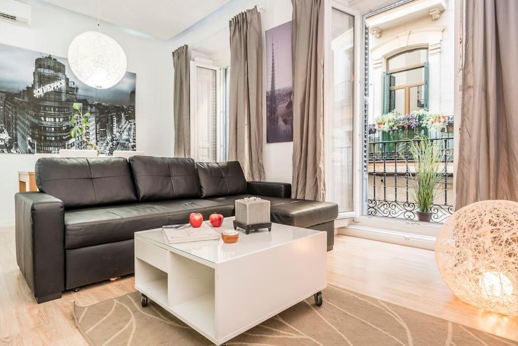 Magnífico Piso En Sol-gran Vía Apartamento