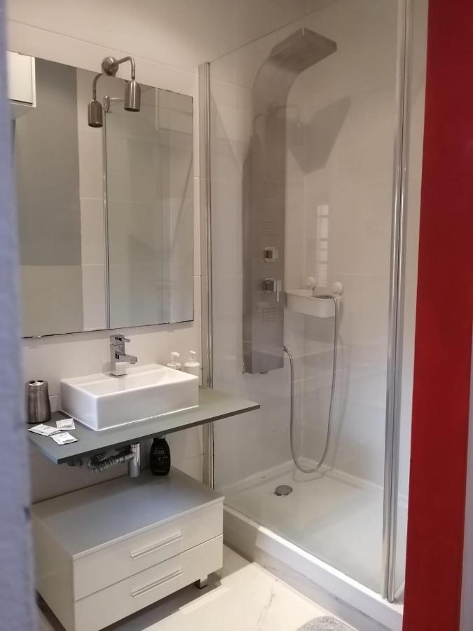 Apartamento Puente Valleca * Madri