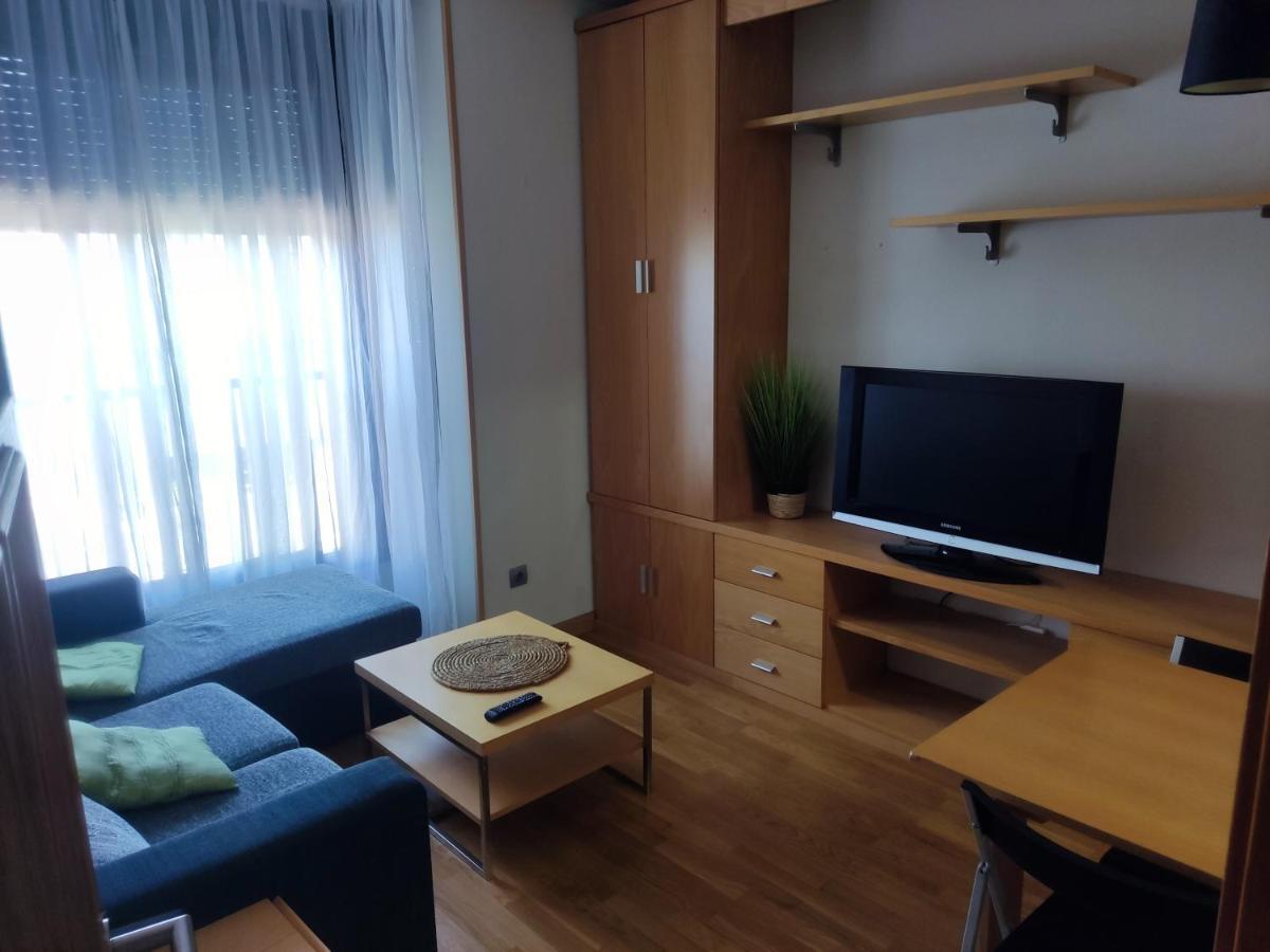 En Madrid, A Unos Minutos Del Aeropuerto Airport Barajas, Plenilunio, Estadio De Futbol Metropolitano, Feria De Madrid, Clinica Navarra Apartamento