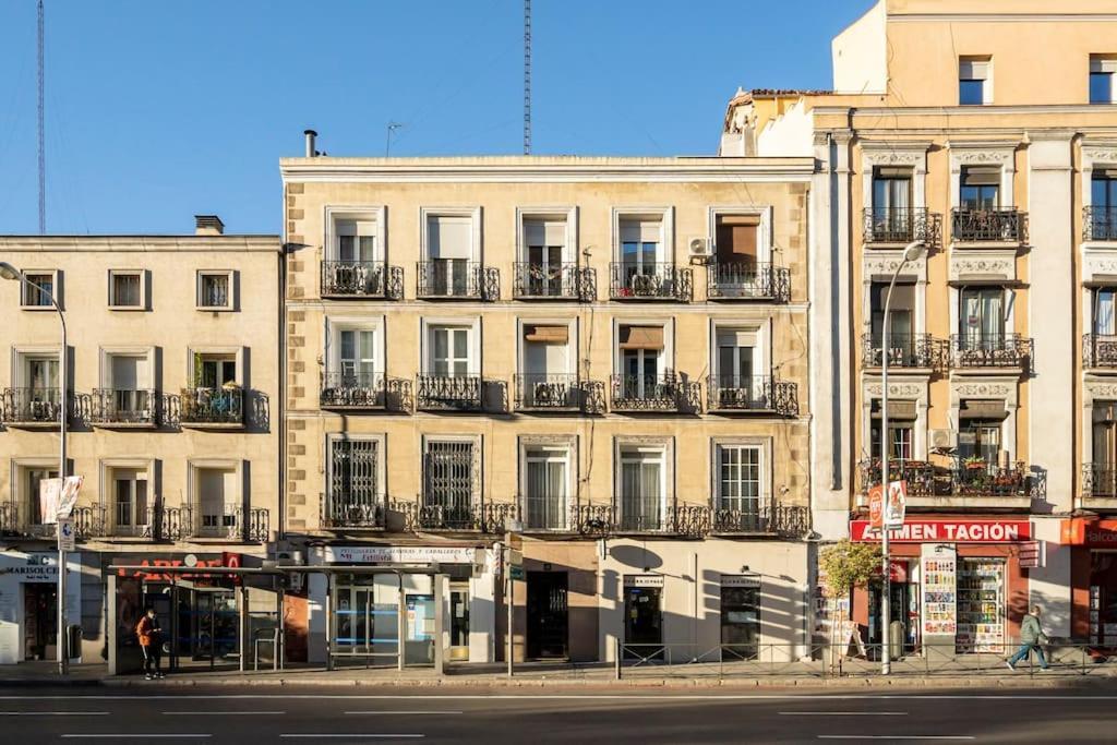 Near Embajadores And Atocha Apartamento Madri