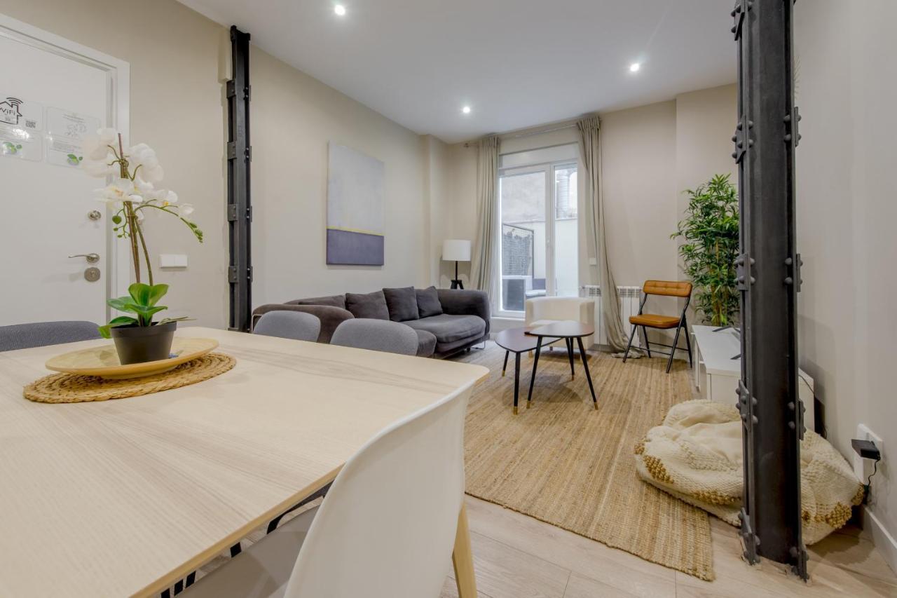Acogedor Apt 3 Y Terraza En El Centro Apartamento Madrid