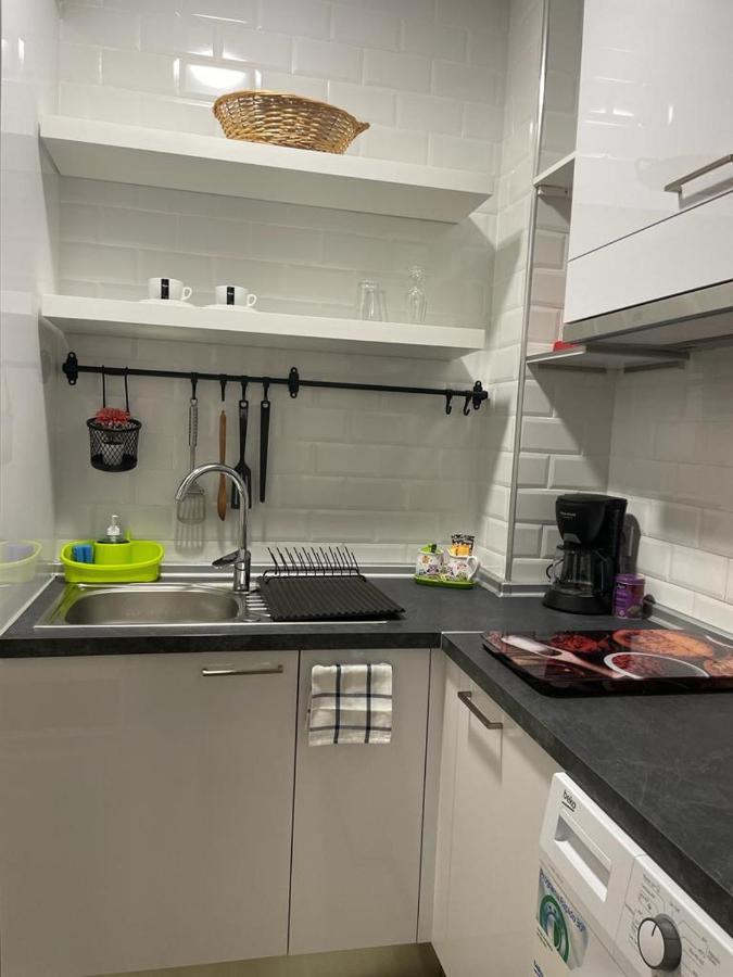 Apartment Acogedor Apartamento, Completamente Amoblado Con Aire Acondicionado *