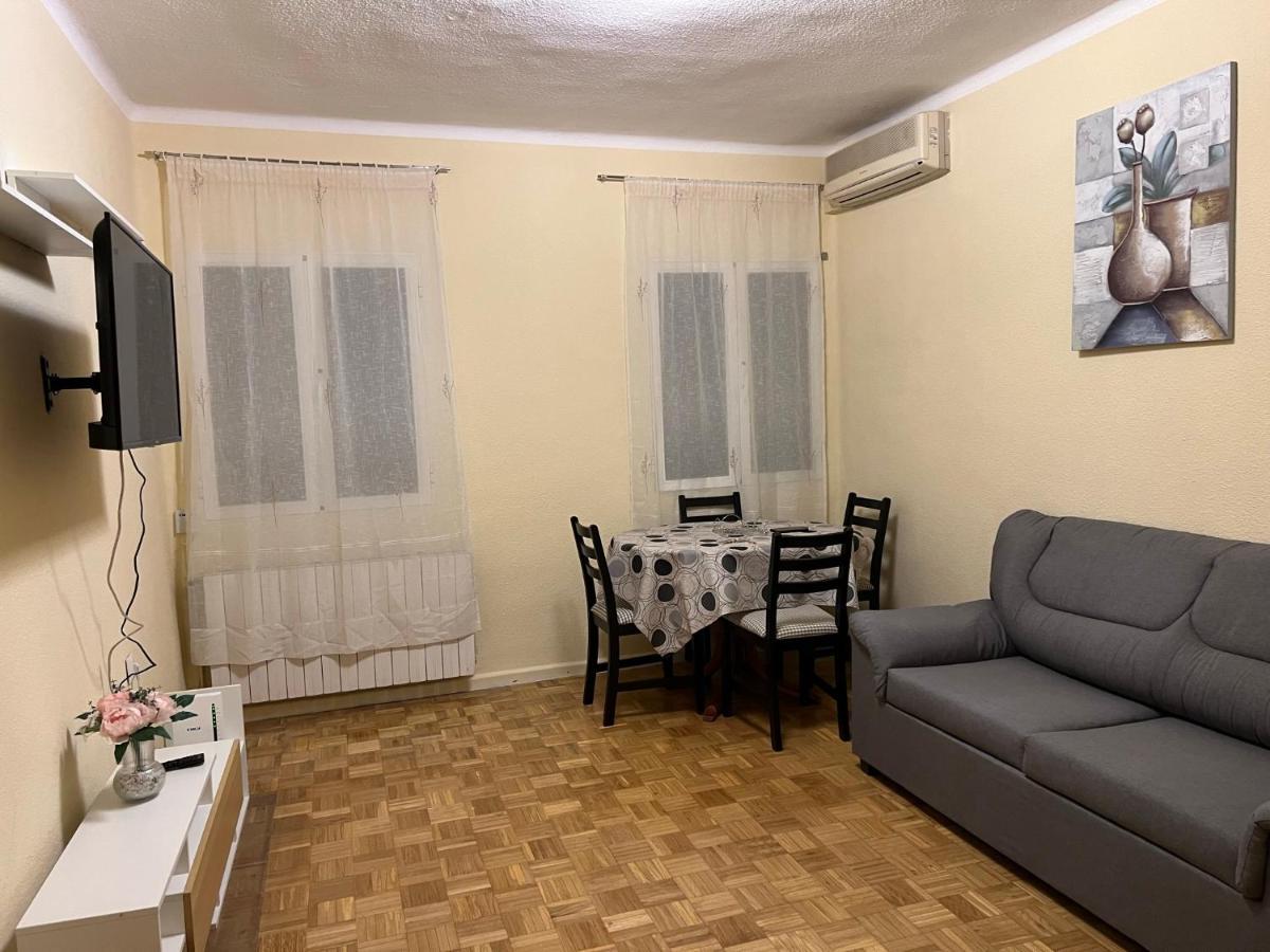Apartamento O Piso En * Madrid