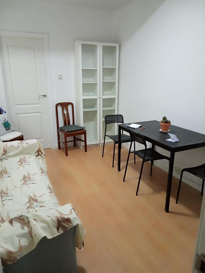 Apartment En Calle Garci Nuno De 3