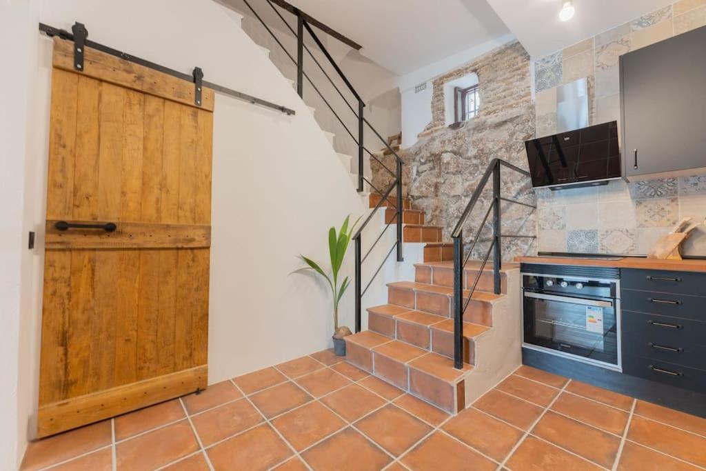 Encantador En Calle Segovia Appartement *