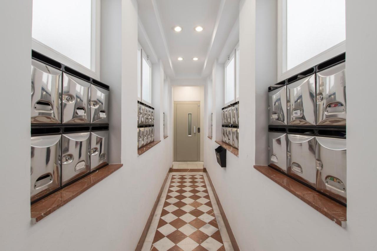 Fee4me. Elegant Flat A Few Minutes From Atocha.