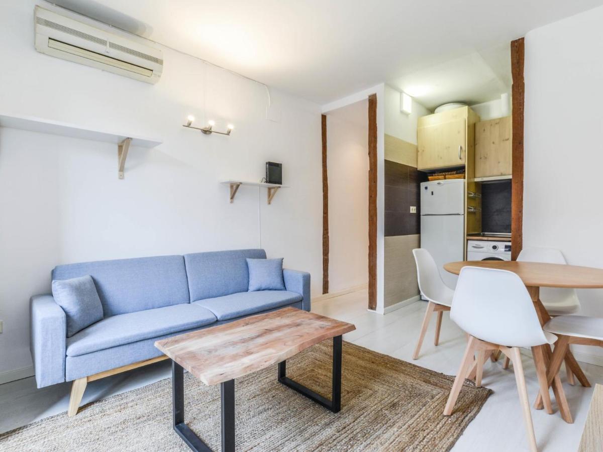 Apartamento En Cava Baja Apartamento