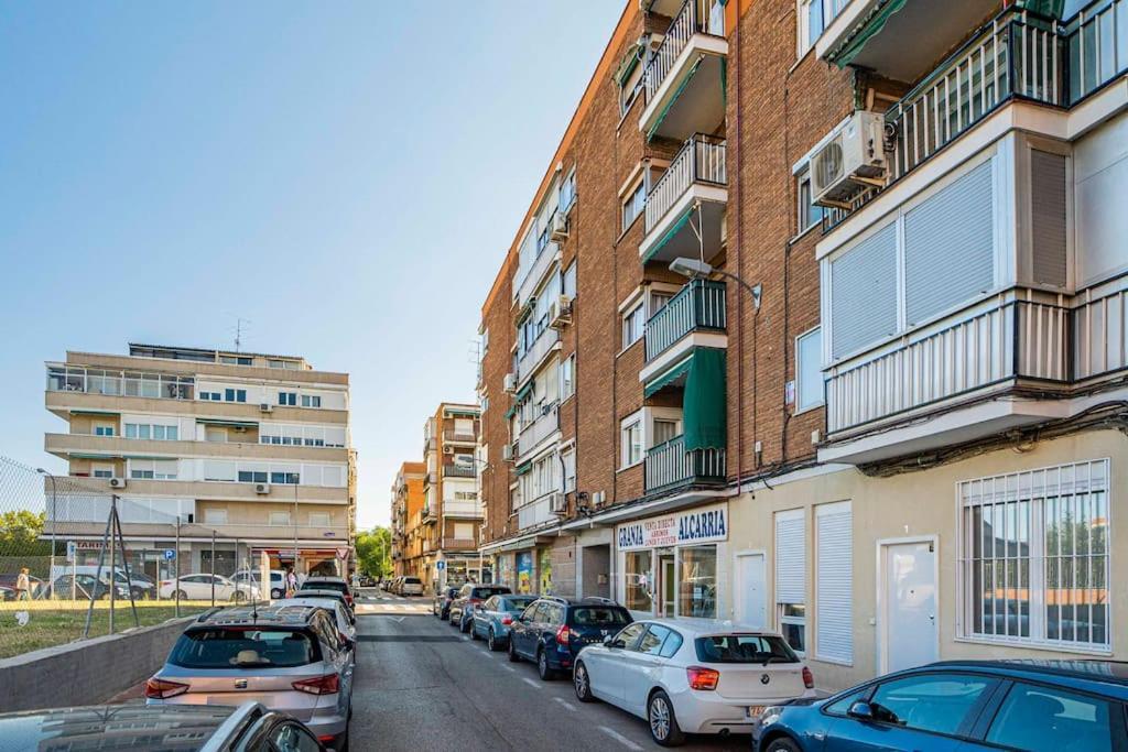 Agradable A Pie De Calle-30 Min De Sol